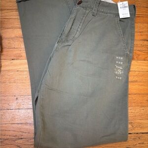 Hollister Mens Chinos (Classic Straight)